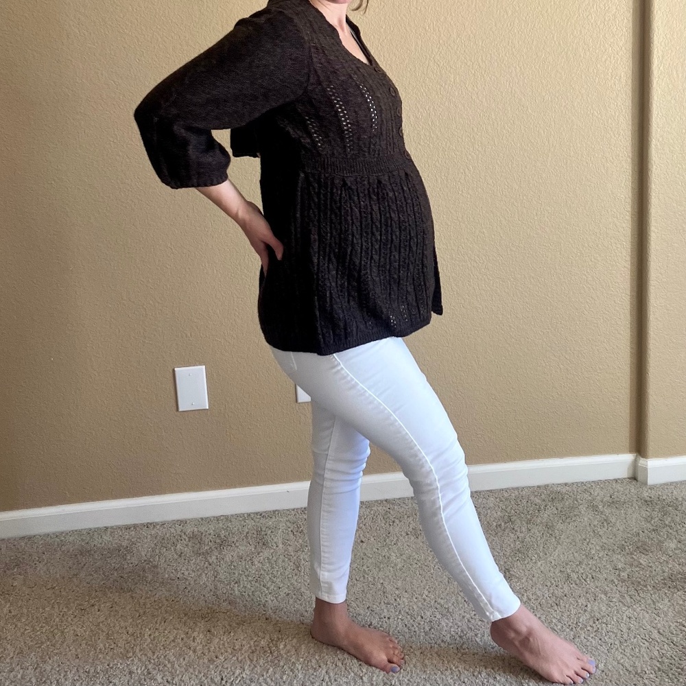 Fall Size Large Maternity Lot of 4 (Modeled on Size S at 30 Weeks Pregnant)